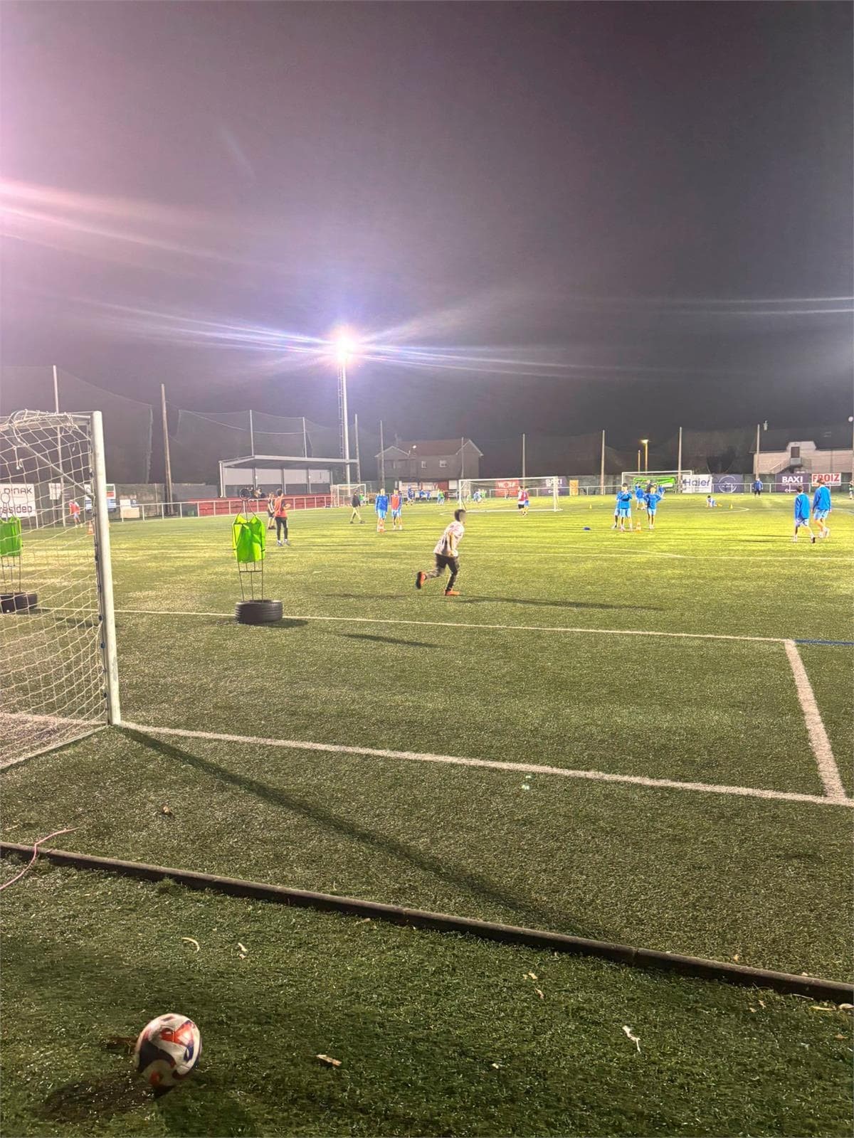 Entrenamiento de fútbol Escola Deportiva Arousa - Chavea - Imagen 4